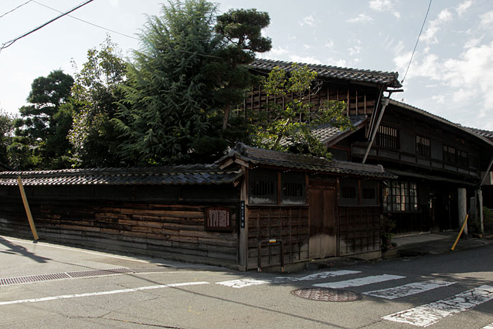 中津川村庄屋居宅