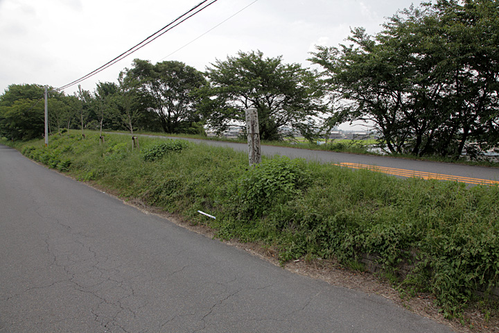 美濃路・大垣道道標