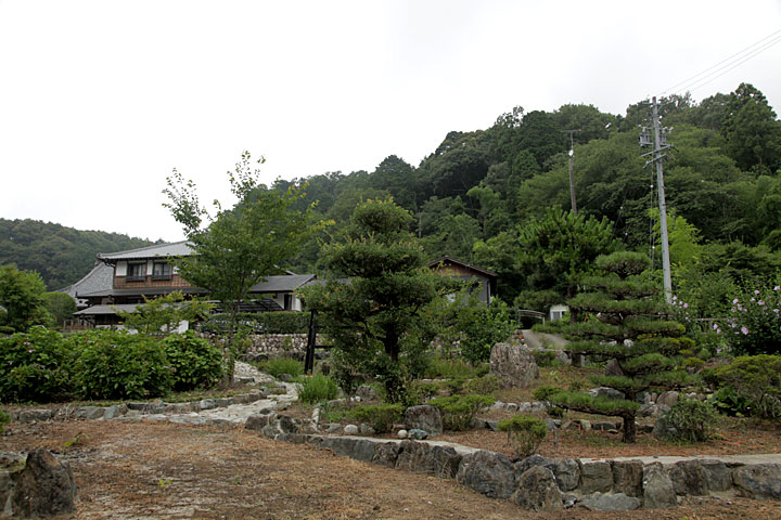 医王寺と武田勝頼 本陣跡