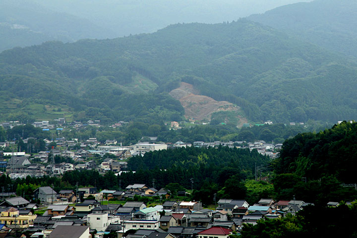 鳶ヶ巣山と長篠城址