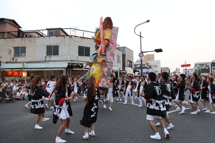 広小路五組の万燈