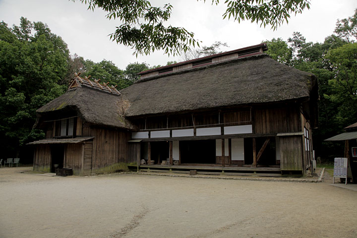 山形県 月山山麓の家