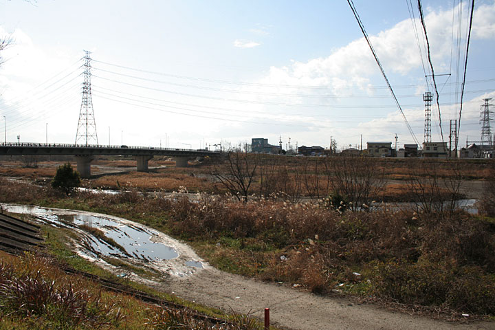 町屋川