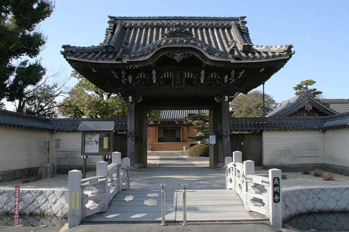 長明寺