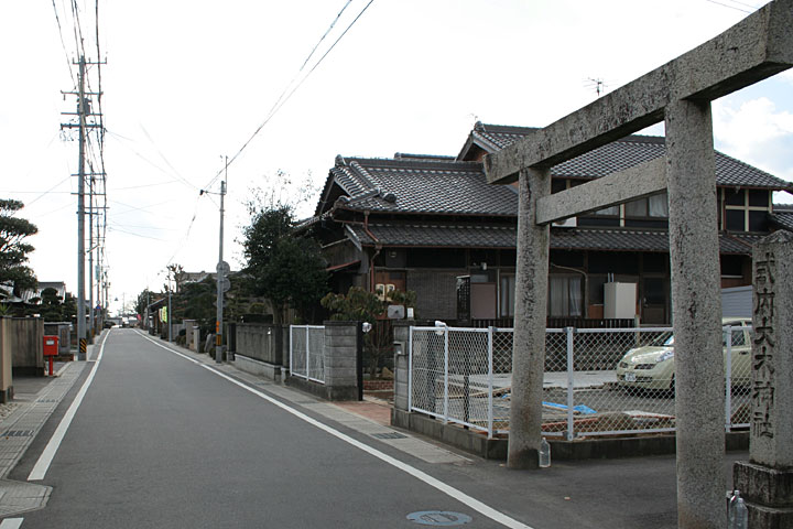 石薬師宿大木神社参道