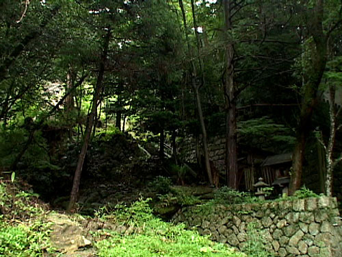片山神社本殿