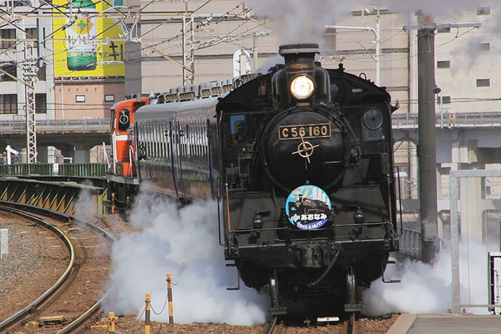 ささしまライブ駅ホームから見たC56