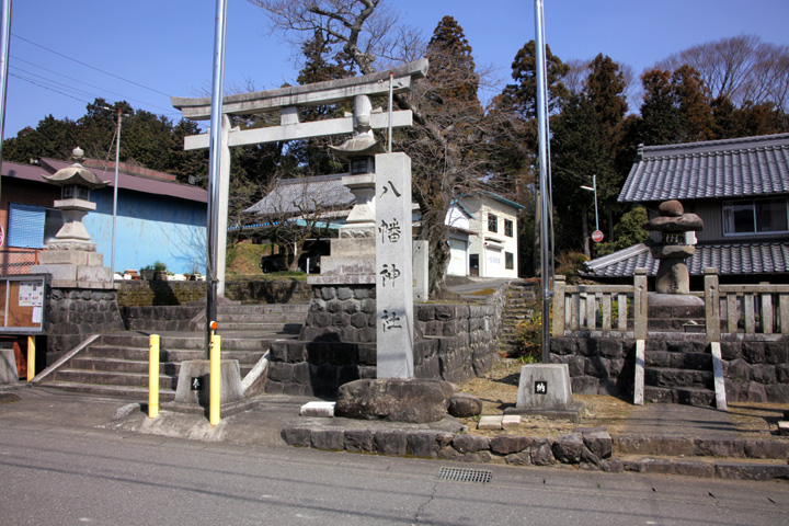 八幡神社(石津町山門)