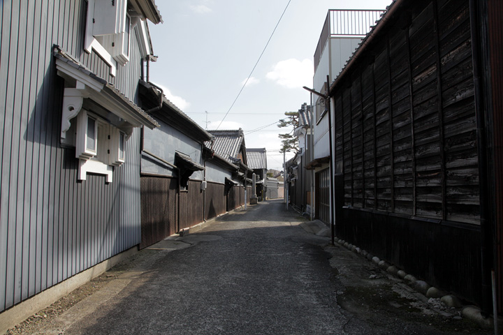 蓮国寺参道