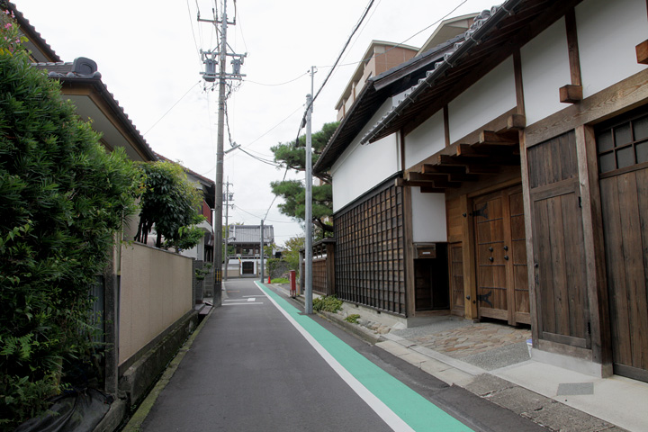 岩倉城下 誓願寺参道