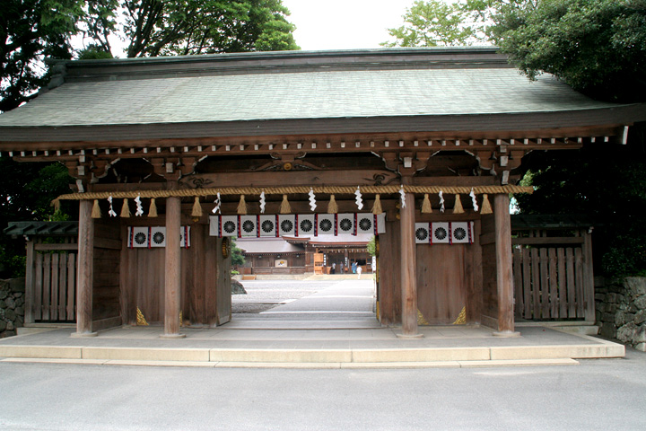 砥鹿神社