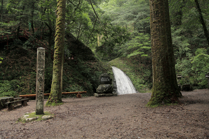 阿寺七滝