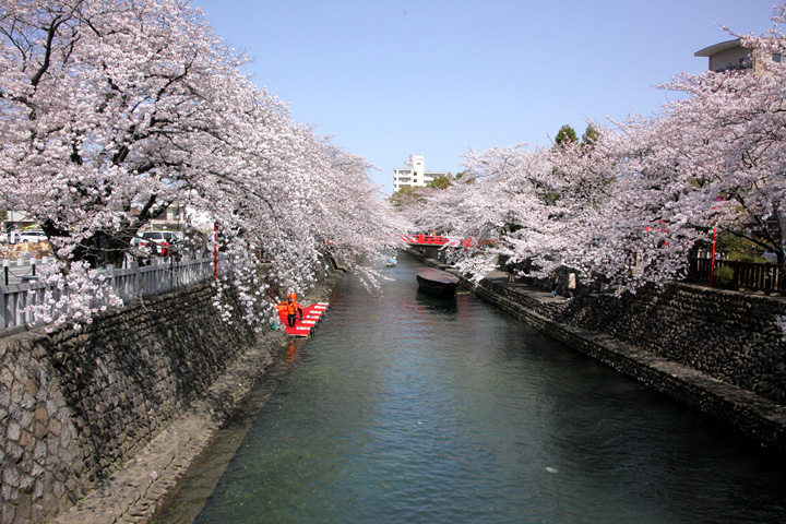 水門川と舟町