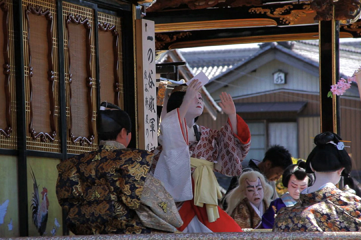 子供歌舞伎狂言「一の谷嫩軍記」鳳凰山（東町）」