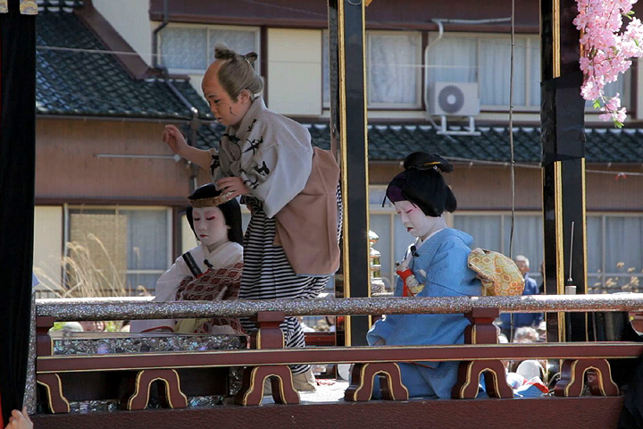 子供歌舞伎狂言「一の谷嫩軍記」鳳凰山（東町）」