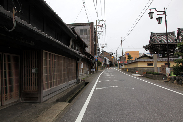 本龍寺付近の中山道