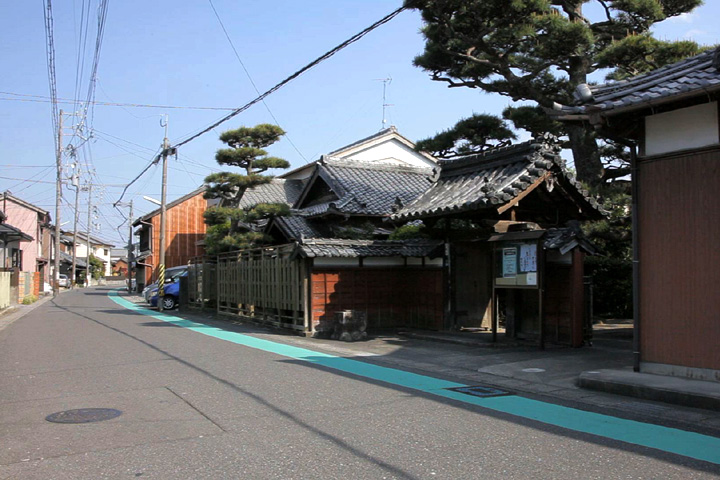 浄願寺前の伊勢街道