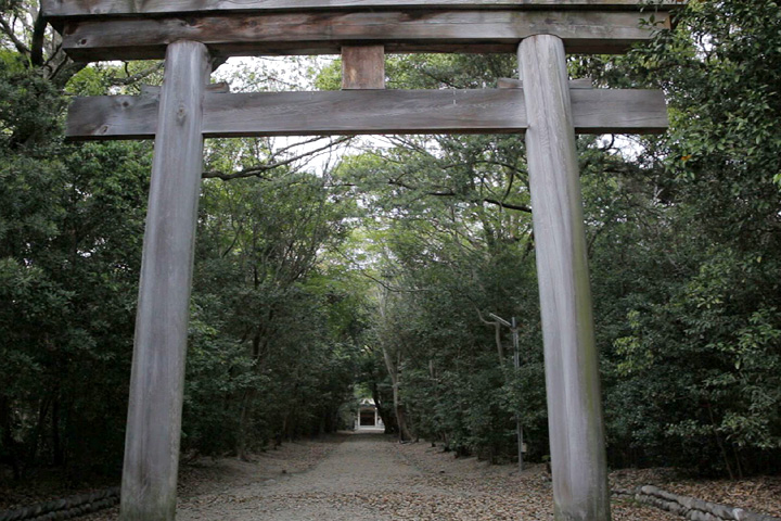 津八幡宮