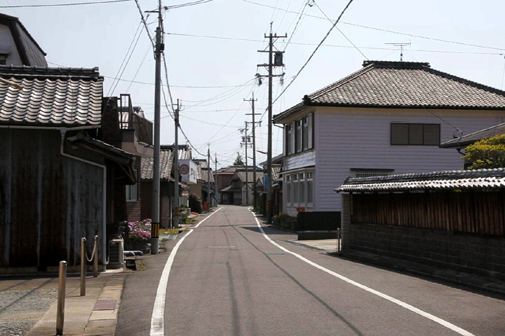 小野江町の町並み