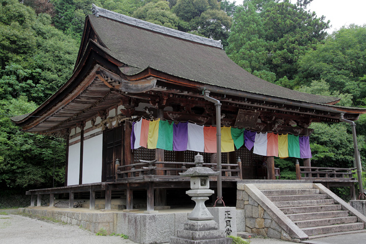 観菩提寺(正月堂)本堂