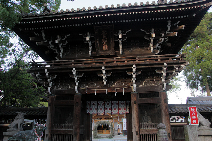 菅原神社楼門