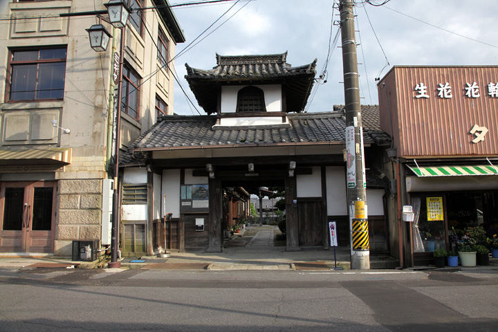 明覚寺山門