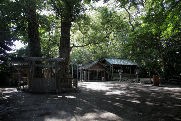 河辺七種神社　地元民の産土神(うぶすながみ)