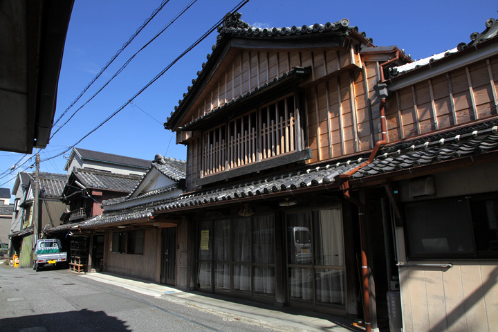 河辺町の町並み