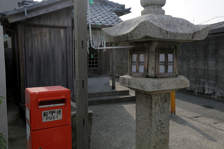 南町庚申　道教の教えにも基づく民俗信仰の祠