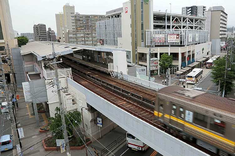 名古屋市営地下鉄藤が丘駅とリニモ藤が丘駅
